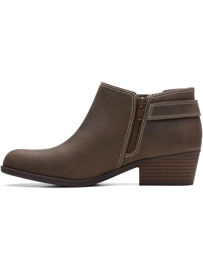 CLARKS COLLECTION Womens Brown Cushioned Buckle Accent Goring Adreena Round Toe Block Heel Zip-Up Leather Booties 6 M