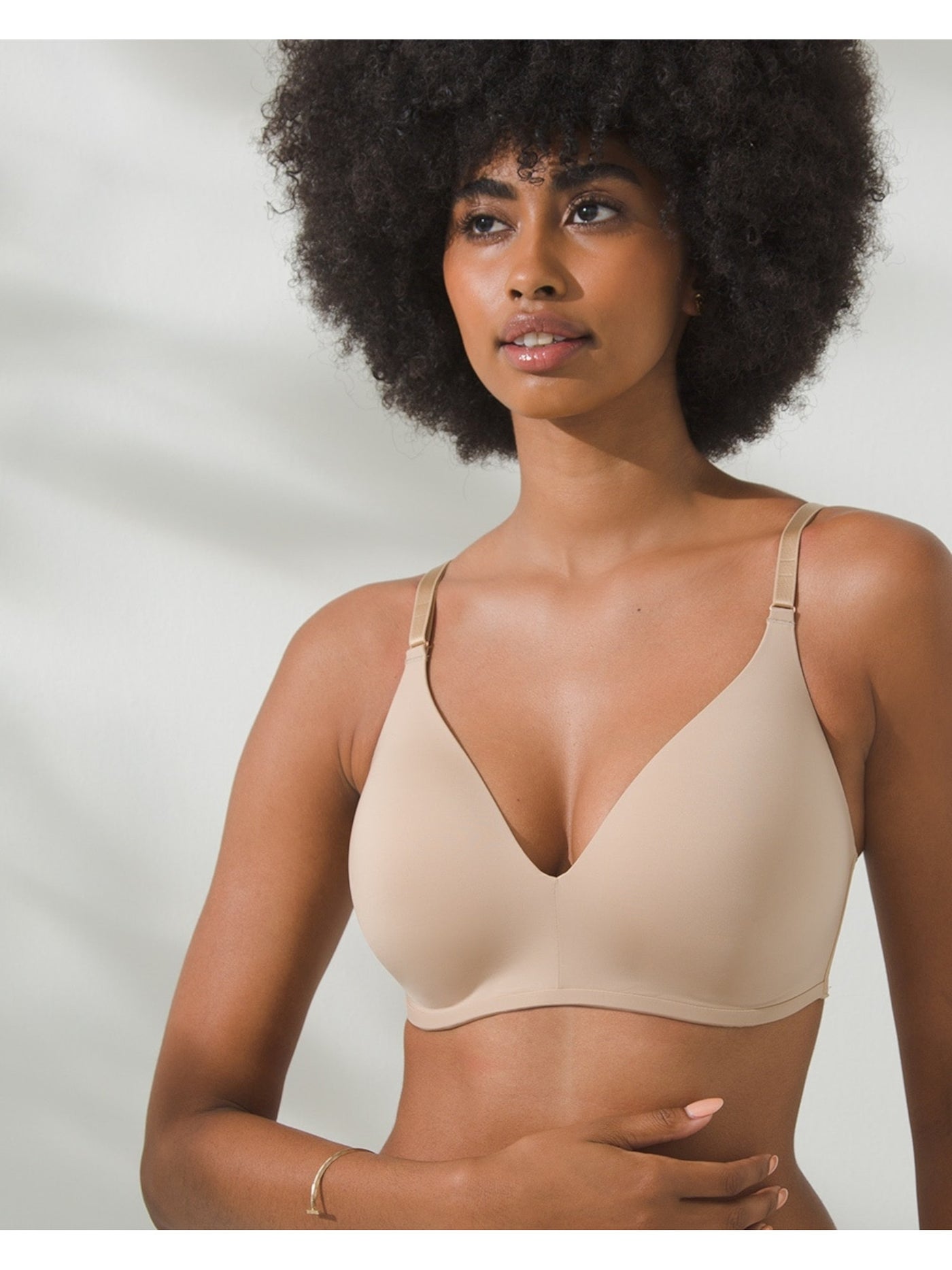 SOMA Intimates Beige Smoothing Invisible Edges Wireless Bra 34C