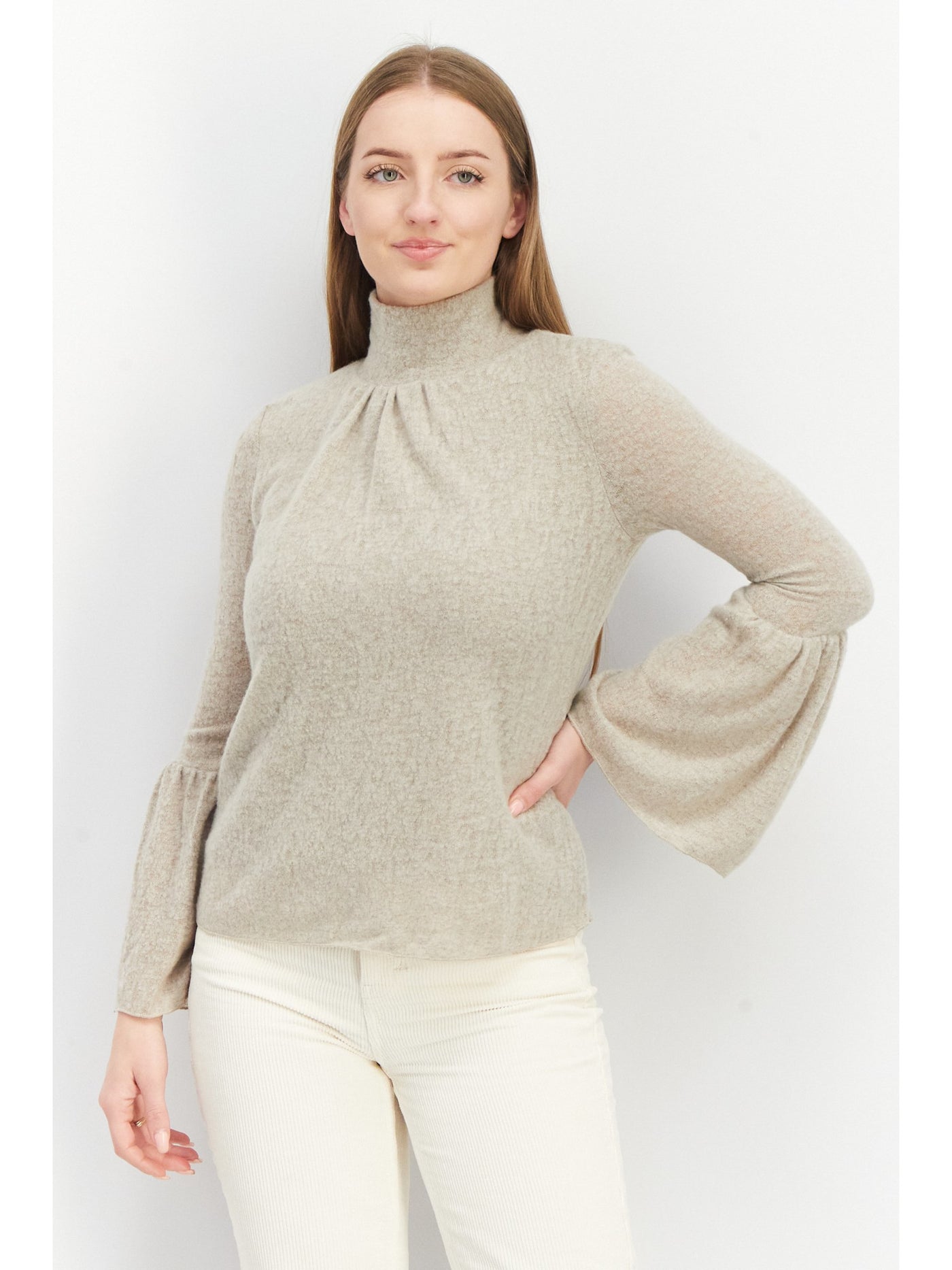 AMADI Womens Beige Pleated Textured Curved Hem Bell Sleeve Turtle Neck Sweater M
