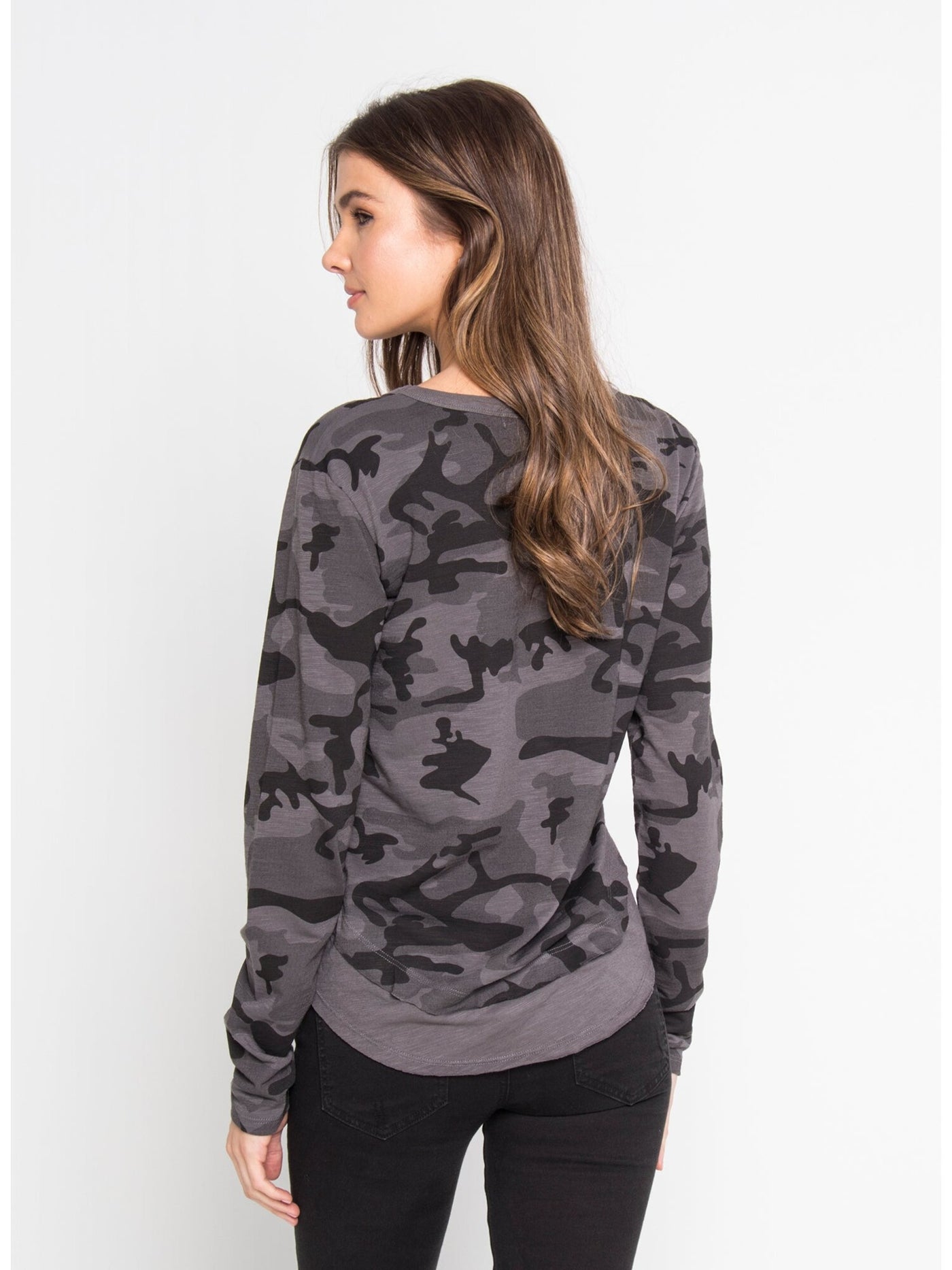CHRLDR Womens Long Sleeve Layered-hem Scoop Neck Top