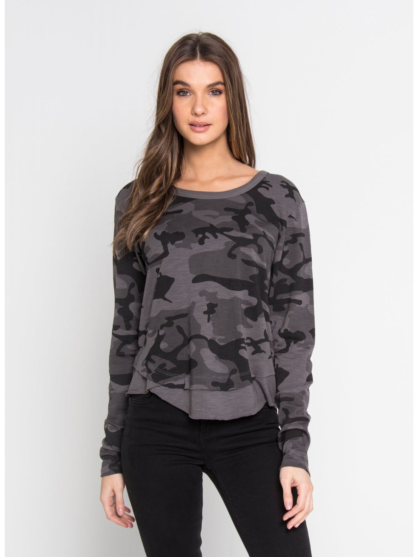 CHRLDR Womens Long Sleeve Layered-hem Scoop Neck Top