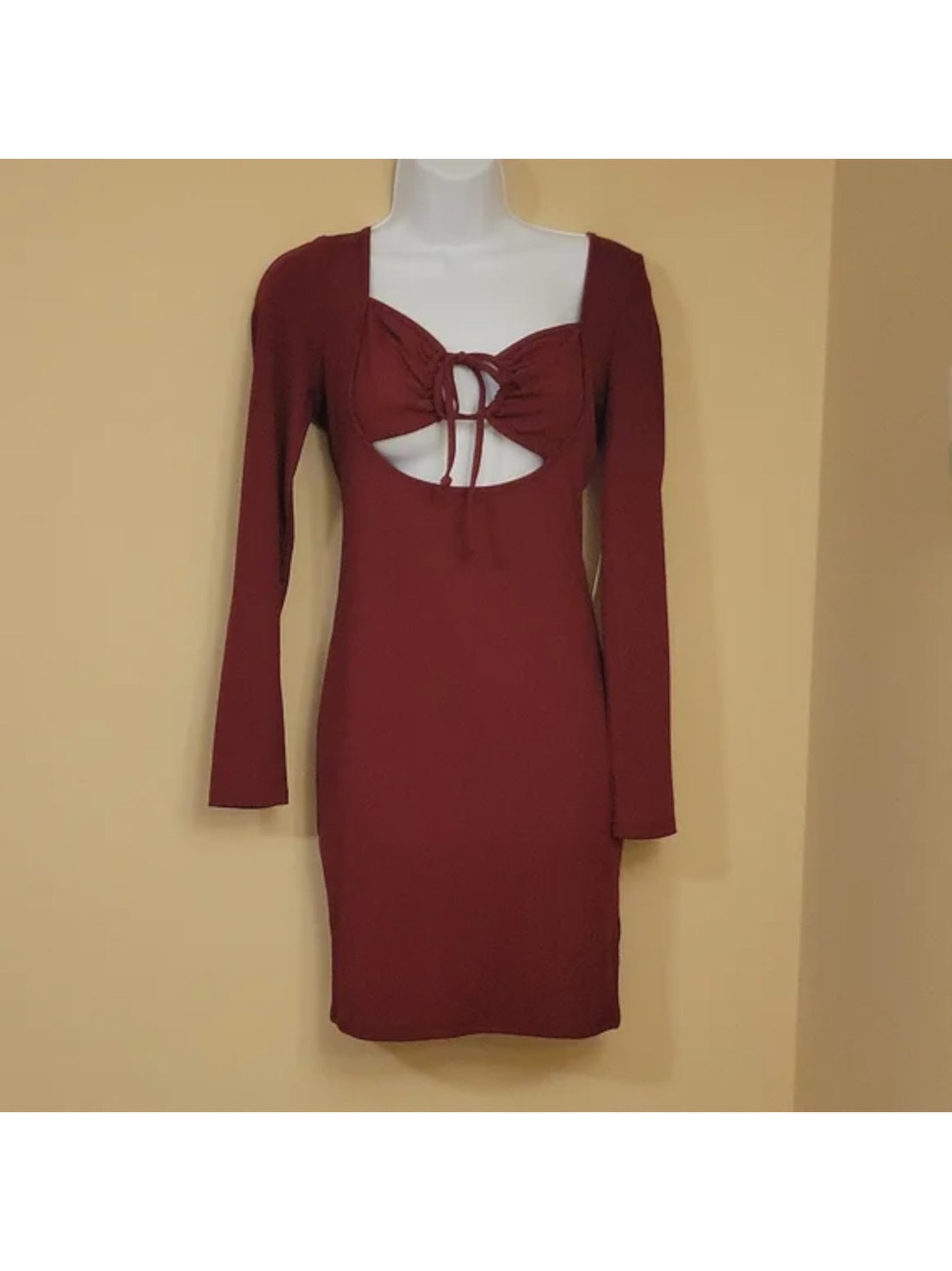 ALMOST FAMOUS Womens Red Stretch Ribbed Cut Out Tie At Bodice Long Sleeve Sweetheart Neckline Short Evening Body Con Dress XL
