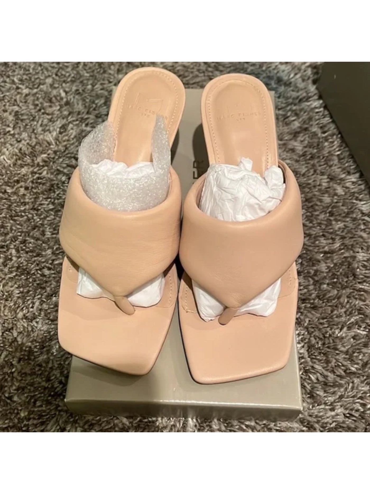 MARC FISHER Womens Beige Padded Cici Square Toe Kitten Heel Slip On Leather Thong Sandals 9.5 M