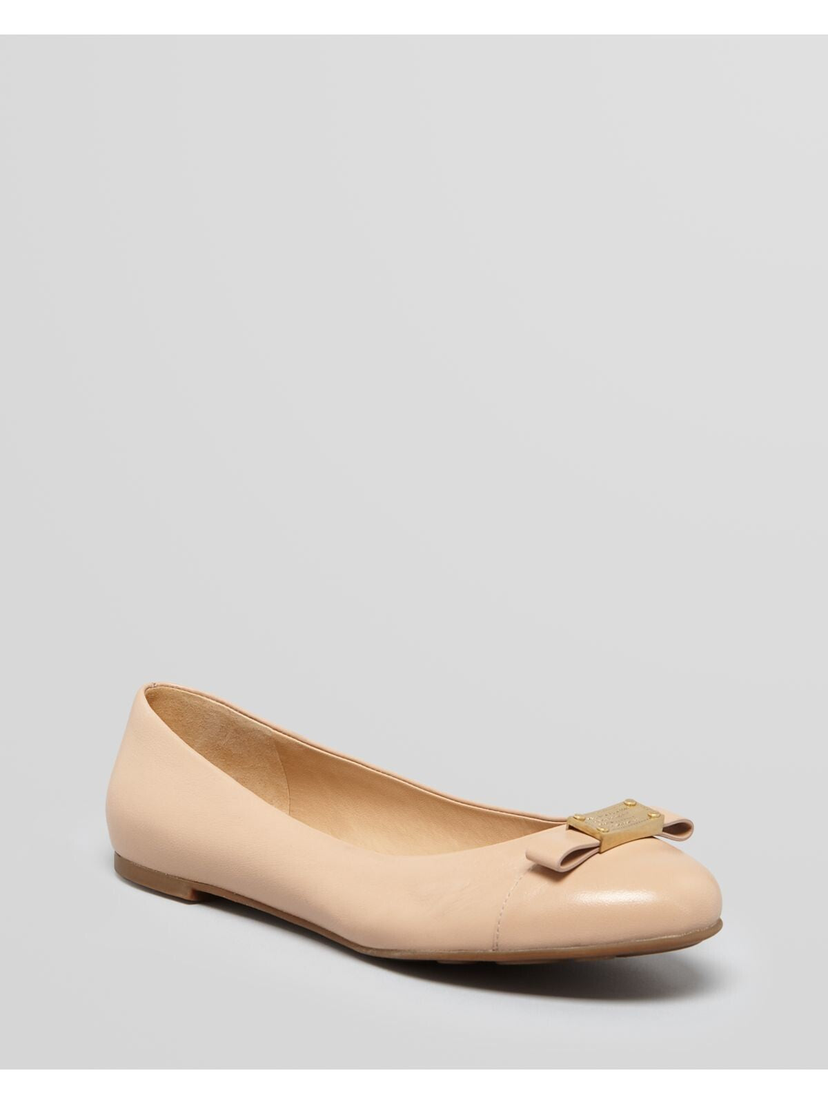 MARC JACOBS Womens Nude Beige Engraved Gold-Toned Hardware Padded Bow Accent Round Toe Slip On Leather Ballet Flats 39