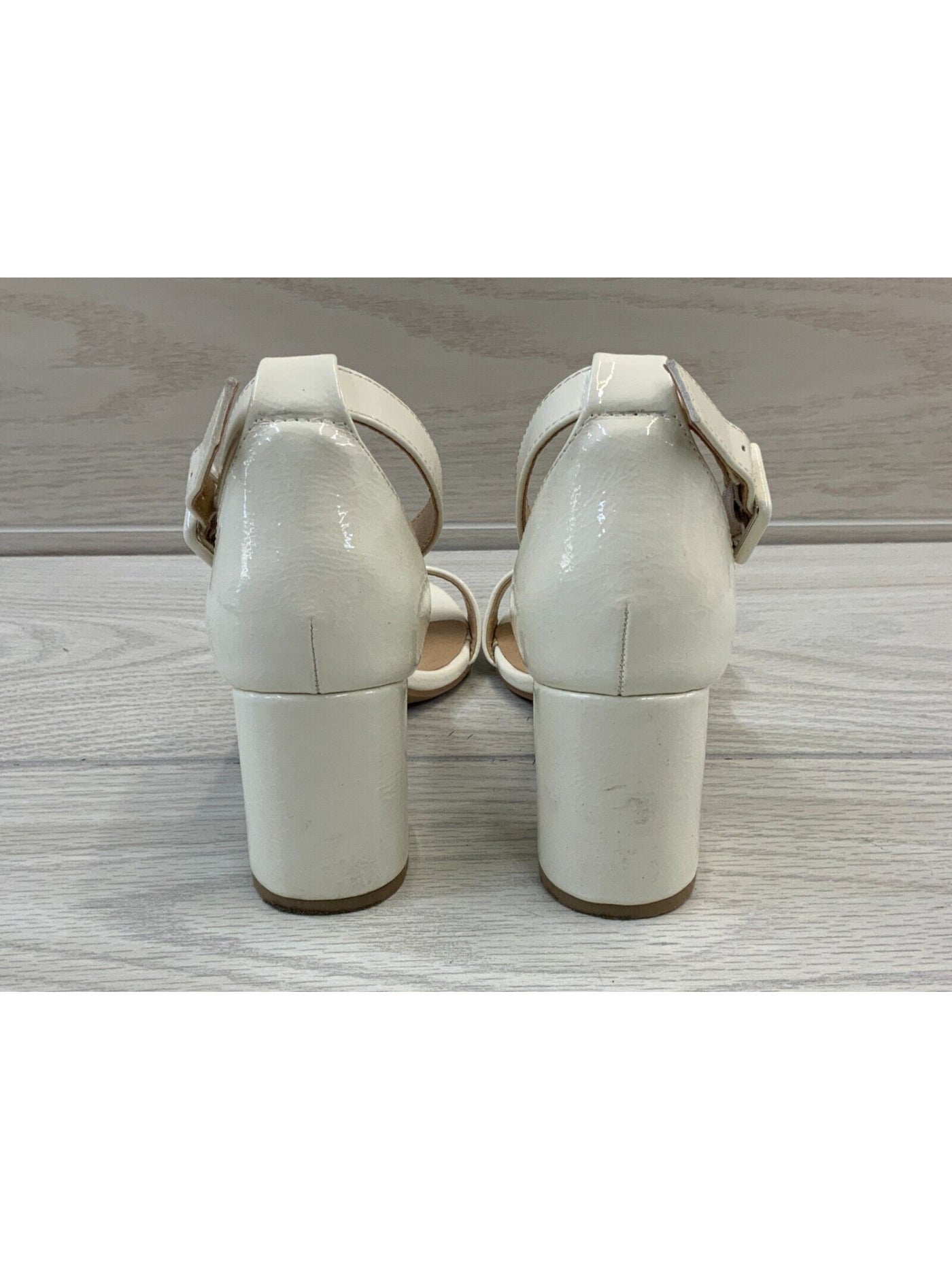 CHINESE LAUNDRY Womens White Adjustable Ankle Strap Jody Open Toe Block Heel Buckle Dress Heeled Sandal 8.5 M