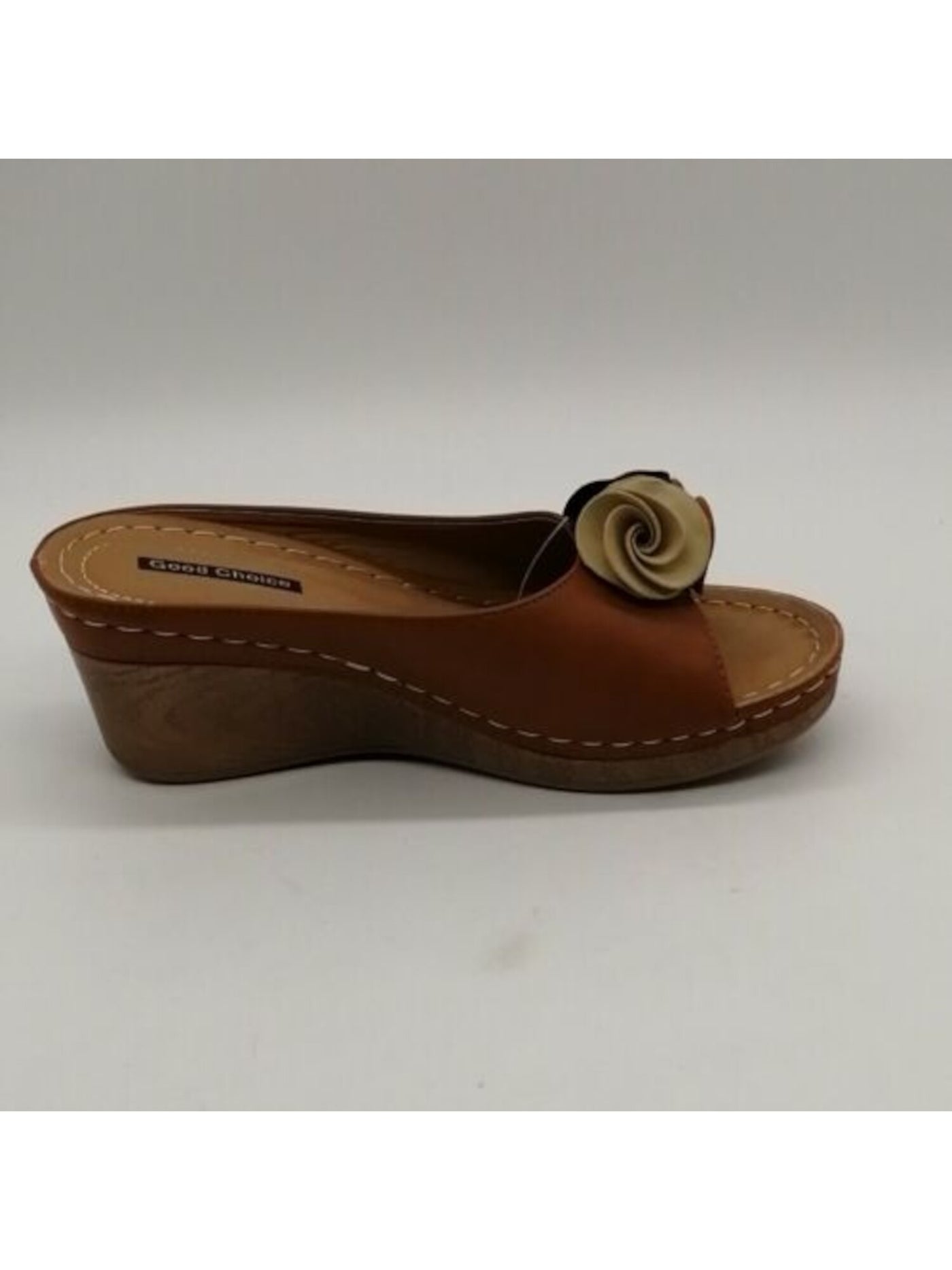 GOOD CHOICE Womens Brown 0.5" Platform Flower Detail Cushioned Comfort Sydney Round Toe Wedge Slip On Slide Sandals Shoes 7