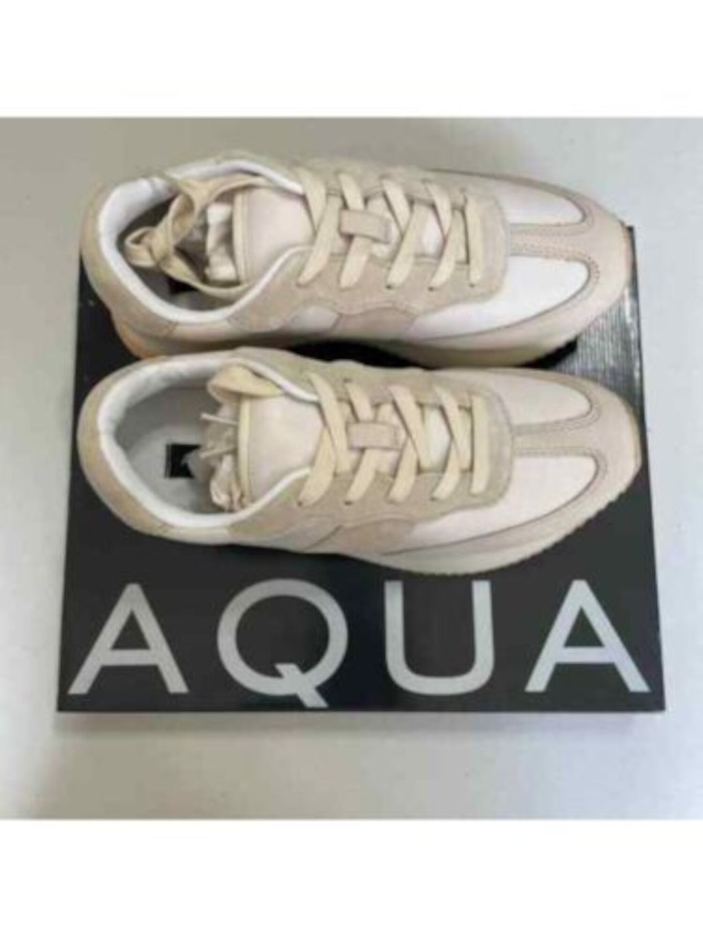 AQUA Womens Ivory 1" Platform Cushioned Treaded Train Round Toe Wedge Lace-Up Leather Athletic Training Shoes 6 M