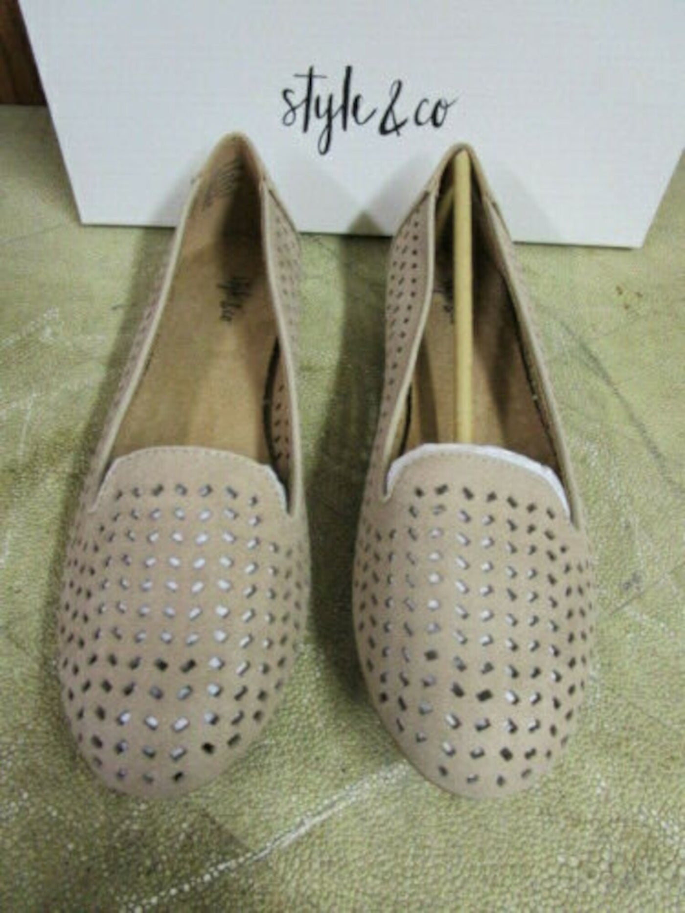 STYLE & COMPANY Womens Beige Perforated Padded Alyson Round Toe Slip On Loafers Shoes 5.5 M