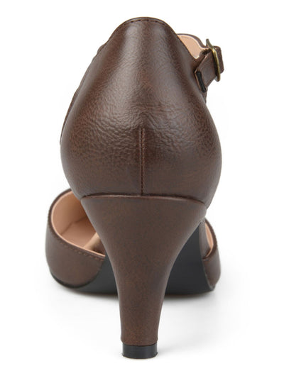JOURNEE COLLECTION Womens Brown Comfort Bettie Round Toe Block Heel Buckle Pumps Shoes 7 M