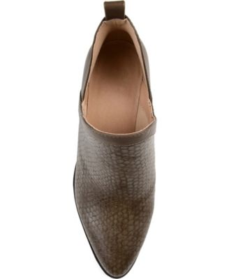 JOURNEE COLLECTION Womens Brown Snake V Cut Slits Back Pull Tab Cushioned Terri Almond Toe Block Heel Slip On Booties 8 M