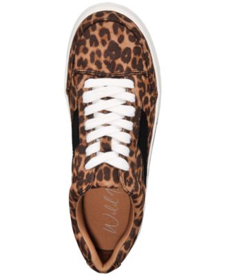 WILD PAIR Womens Brown Leopard Print 1" Platform Black Stripe Detailing Cushioned Comfort Dandii Round Toe Wedge Lace-Up Athletic Sneakers Shoes M