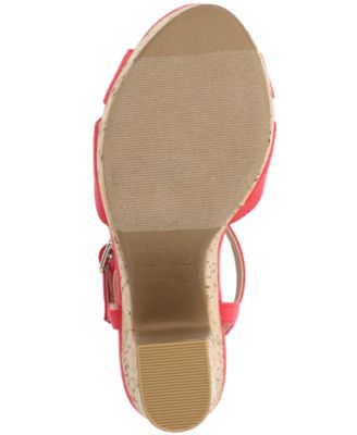 SUN STONE Womens Coral 1" Platform Cushioned T-Strap Slip Resistant Jamie Block Heel Buckle Dress Shoes M