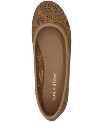 SUN STONE Womens Brown Perforated Cushioned Round Toe Slip On Flats Shoes 6