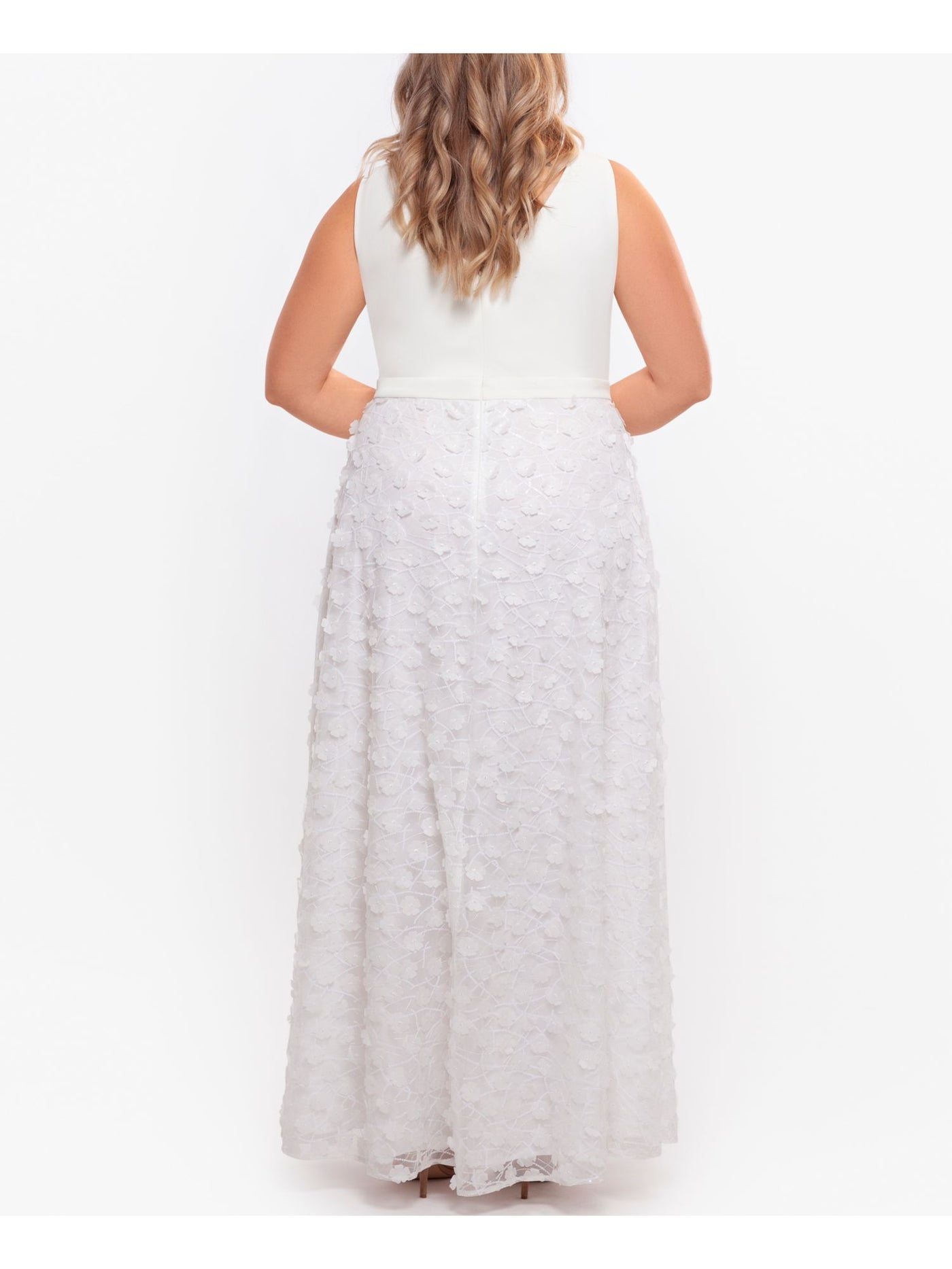 XSCAPE Womens White Slitted Zippered V-back 3d Floral Skirt Lined Floral Sleeveless V Neck Full-Length Formal Gown Dress Plus 14W