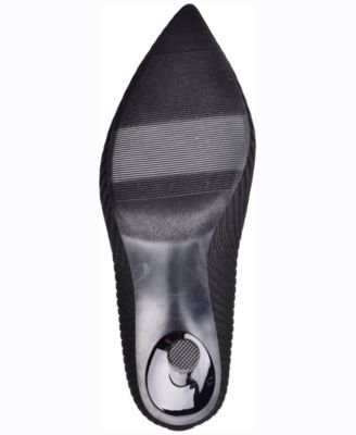 WILD PAIR Womens Black Striped Comfort Daliaa Pointed Toe Stiletto Slip On Dress Pumps Shoes M