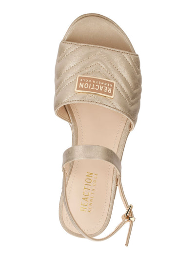 REACTION KENNETH COLE Womens Gold Comfort 1-1/2" Platform Comfort Quilted Pepea Round Toe Wedge Buckle Slingback Sandal 9.5