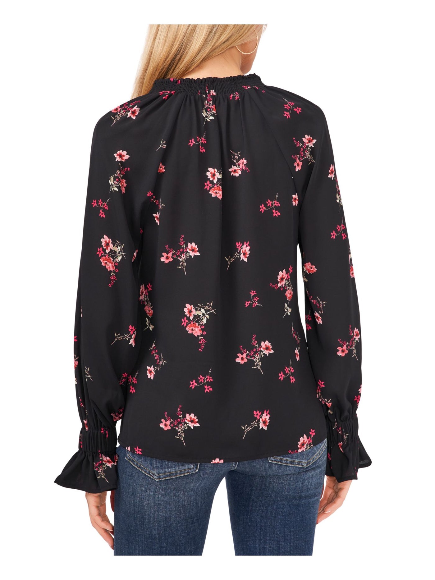 VINCE CAMUTO Womens Black Smocked Shirred Back Bell Cuffs Floral Long Sleeve Split Top XS