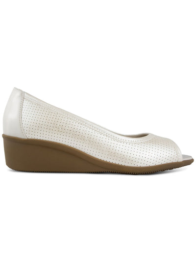 KAREN SCOTT Womens White Perforated Padded Yaritza Peep Toe Wedge Slip On Pumps Shoes 5 M