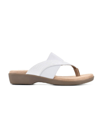 CLIFFS BY WHITE MOUNTAIN Womens White Mixed Media Goring Cushioned Bumble Round Toe Wedge Slip On Thong Sandals Shoes 7.5 M