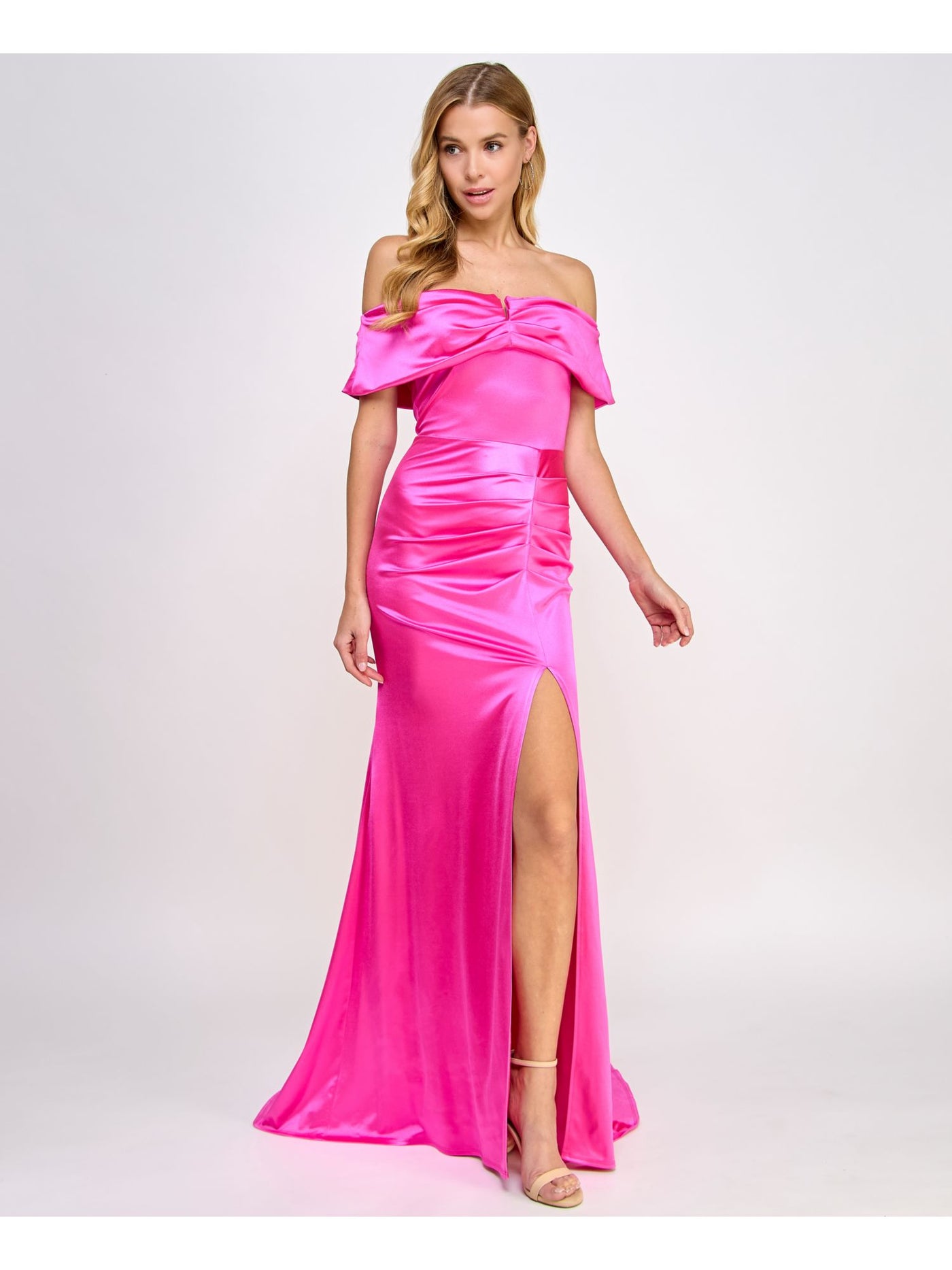 B DARLIN Womens Pink Ruched Zippered Notched Neckline Slitted Short Sleeve Off Shoulder Full-Length Formal Gown Dress Juniors 0