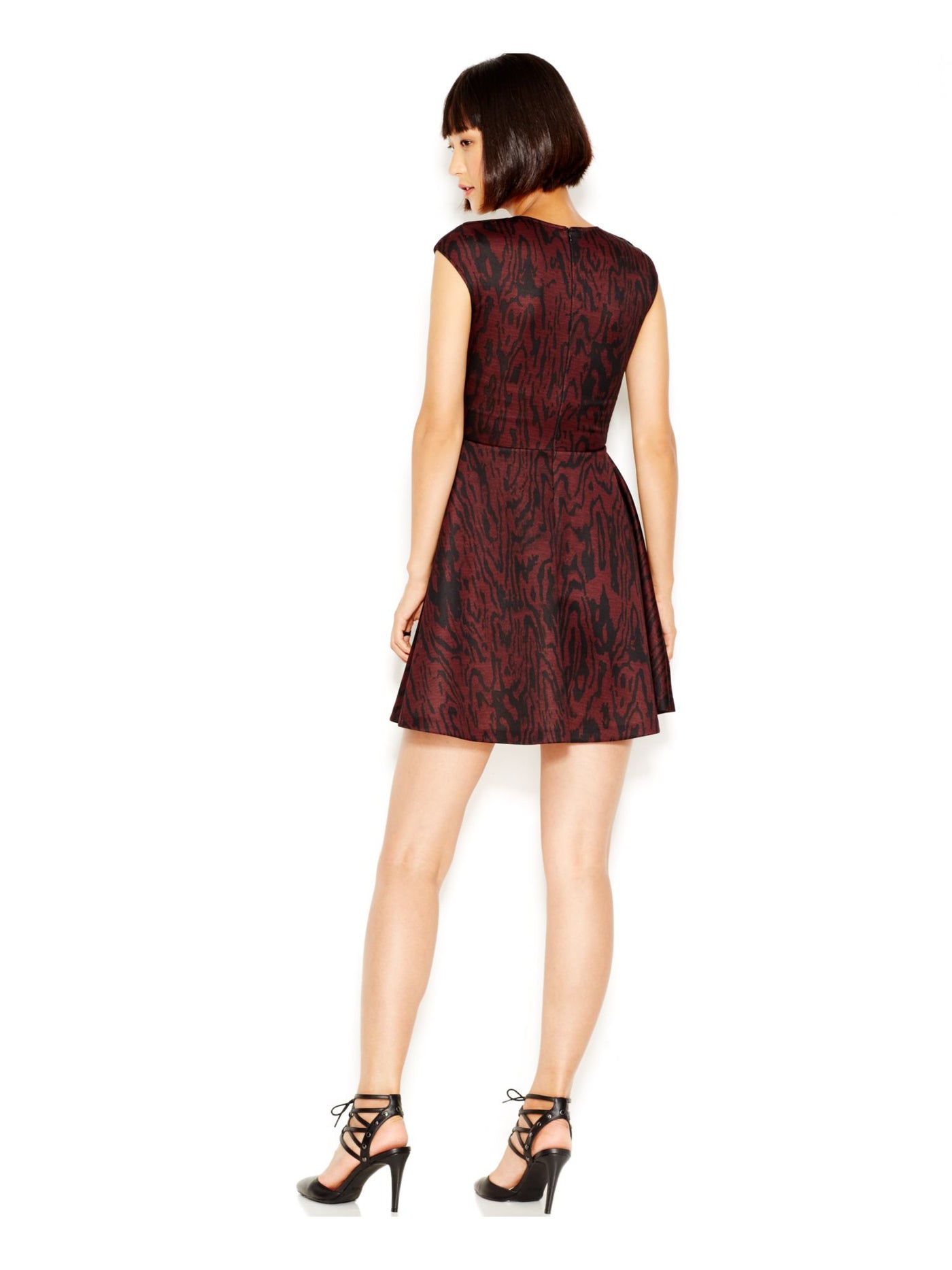 BAR III Womens Sleeveless Scoop Neck Above The Knee Fit + FlareDress