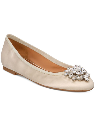 BADGLEY MISCHKA Womens Beige Crystal Brooch Rhinestone Comfort Bianca Round Toe Block Heel Slip On Dress Ballet Flats 9