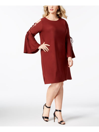 LOVE SCARLETT Womens Burgundy Cold Shoulder Slitted Lace-up Sleeve Bell Sleeve Jewel Neck Above The Knee Party Shift Dress Plus 3X